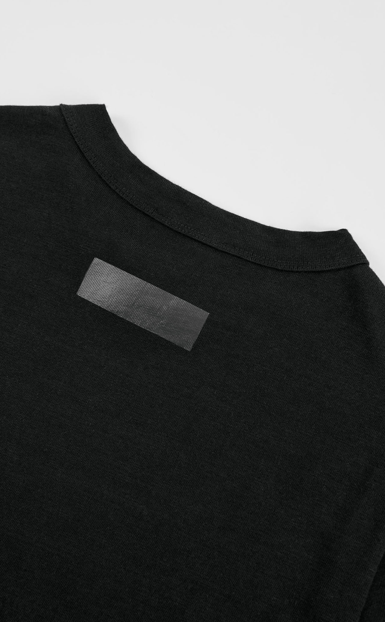 T-SHIRT IZENDUN